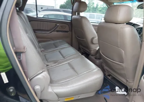 2004 Toyota Sequoia Limited V8 из США, поврежденный, VIN 5TDBT48A64S219813